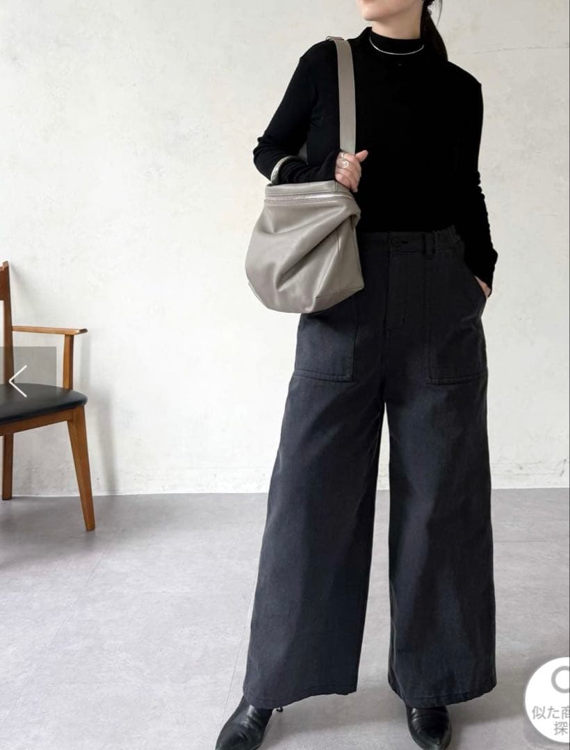 BEARDSLEY 牛皮ボディバッグ