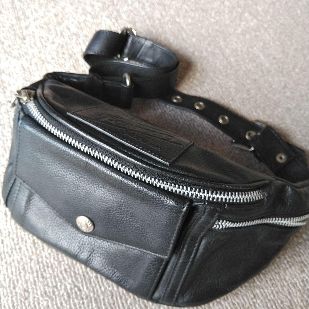 Schott 黒レザー ボディバッグ・ウエストポーチ　インド製　未使用