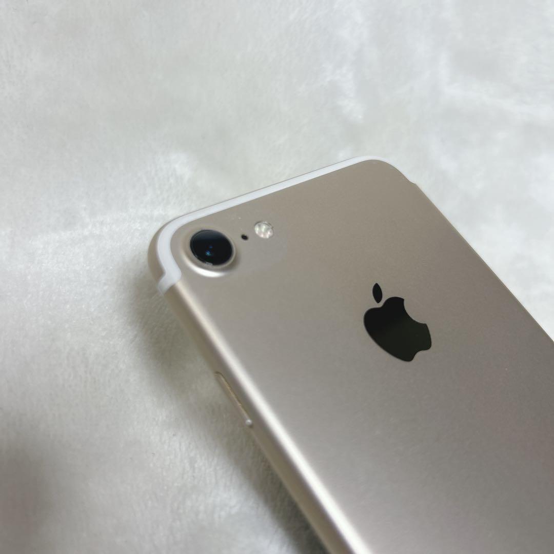 ✨美品✨iPhone7 ゴールド　32GB 最大容量100% SIMロックあり