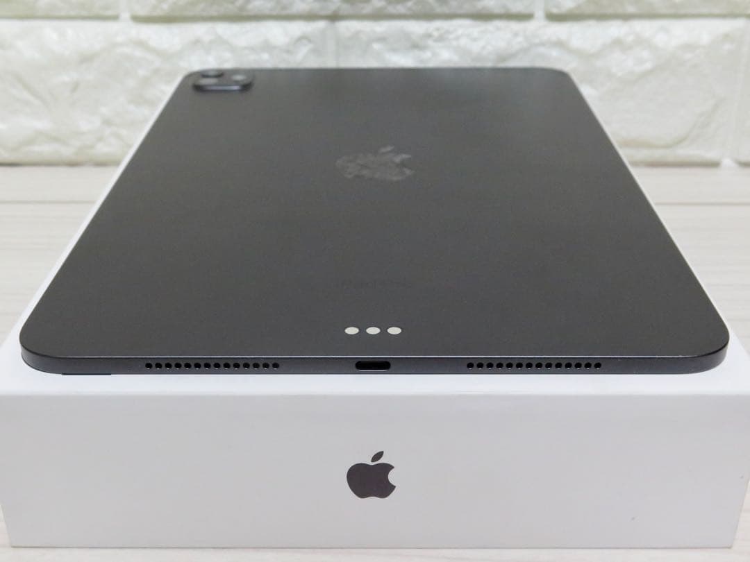 M4 iPadPro 11インチ 1TB MWR63J/A スペースブラック