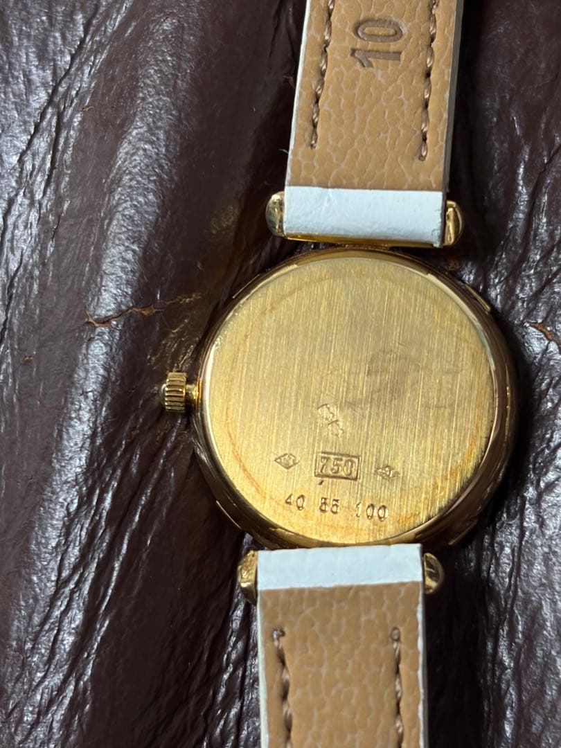 美品K18金アドラー(adler) ラウンド ダイヤサファイアレディース時計中古