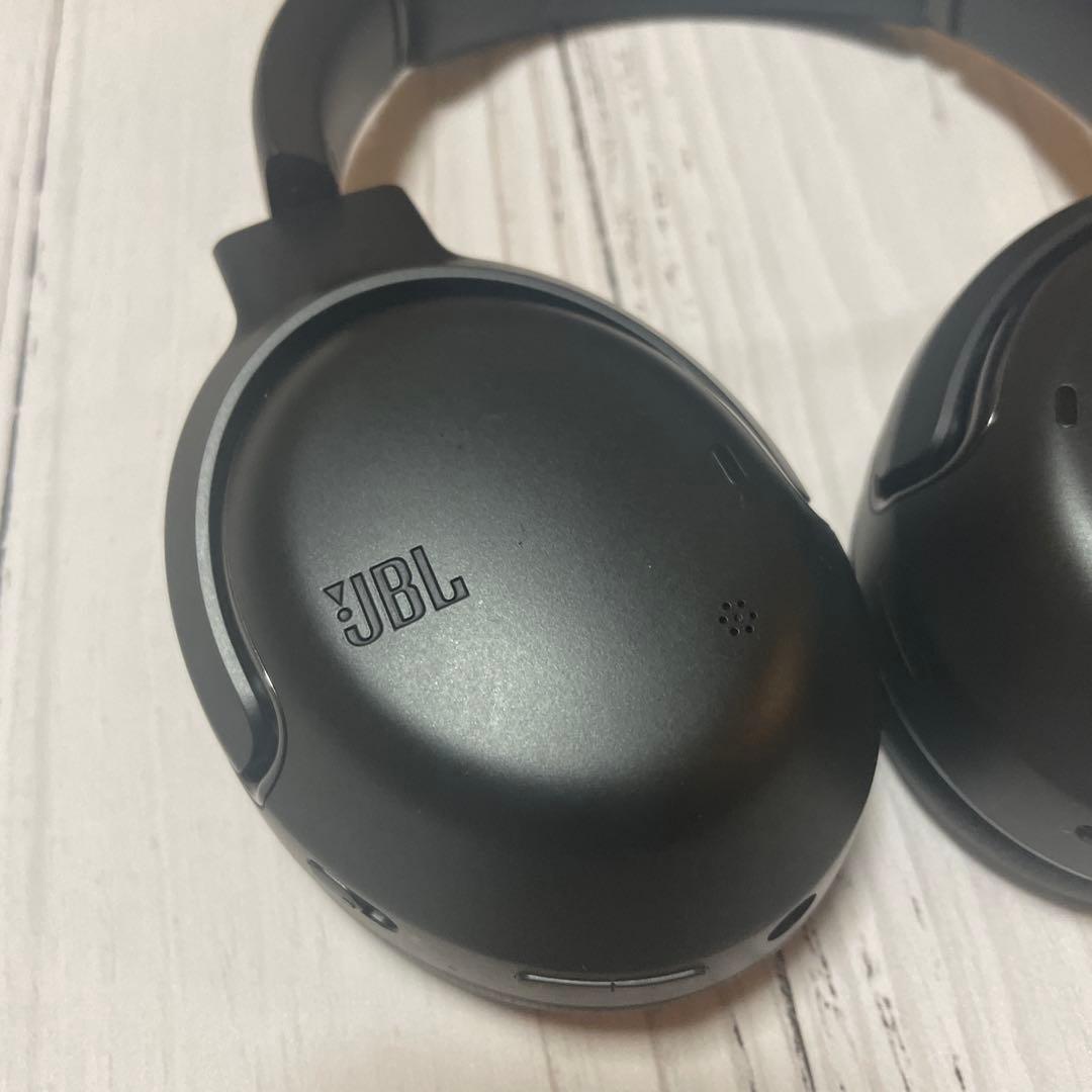 【美品】JBL TOUR ONE M2 ブラック