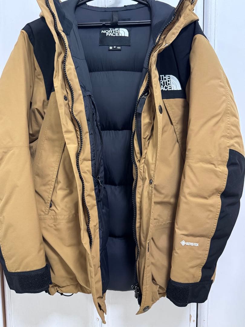 THE NORTH FACE マウンテンダウンジャケット ブラウン/ブラック
