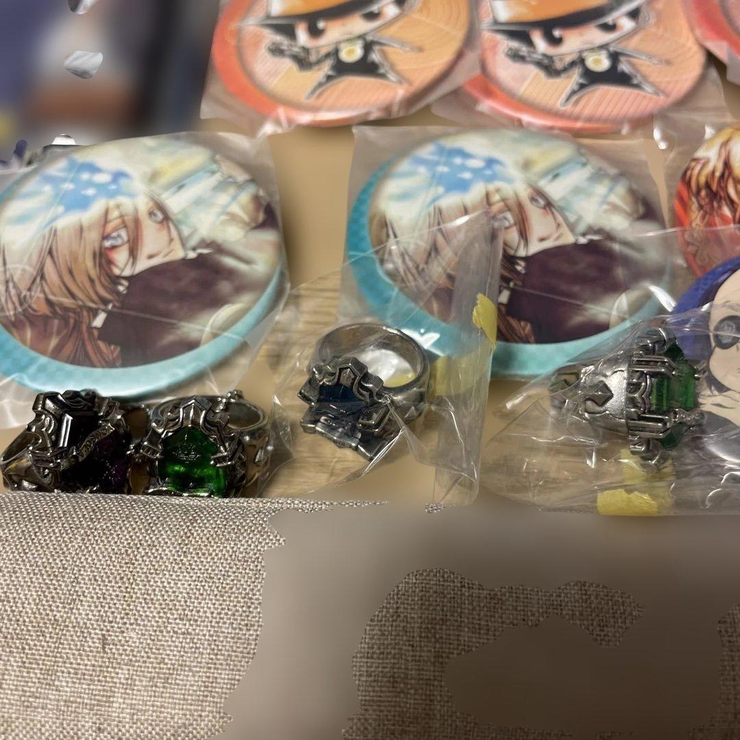 公*o様 【リボーン】缶バッジ・アクリル系・紙類まとめて売り