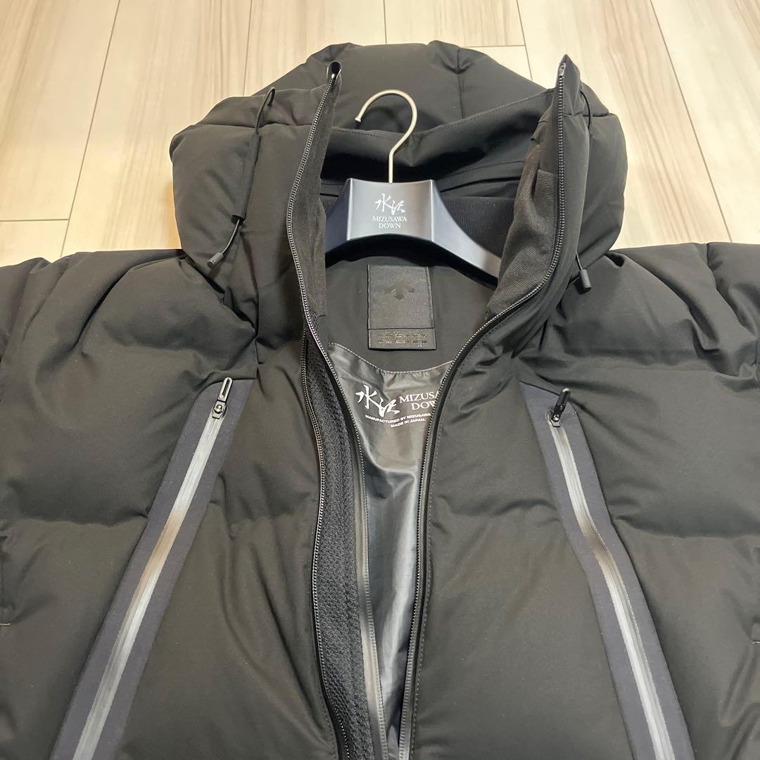 【美品】 水沢ダウン　デサントオルテライン　マウンテニア　オーバサイズ　M