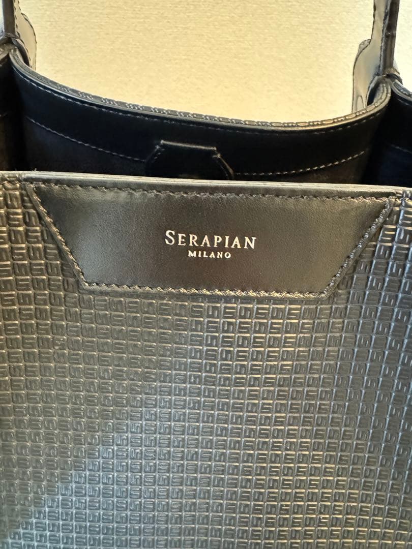 Serapian secret トートバッグ 黒