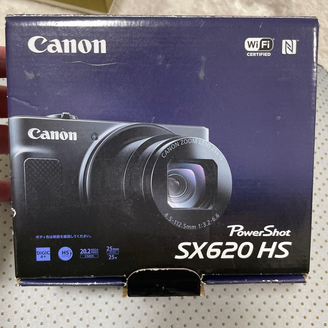 Canon PowerShot SX620 HS 本体と付属品
