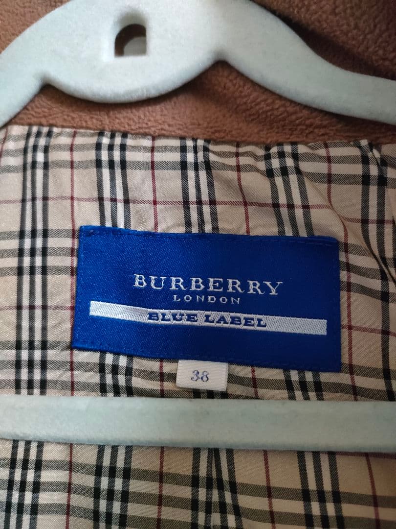 【BURBERRY　BLUE LABEL】ダウンジャケット