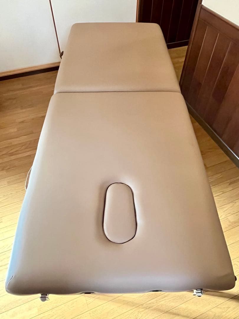 折りたたみマッサージベッド