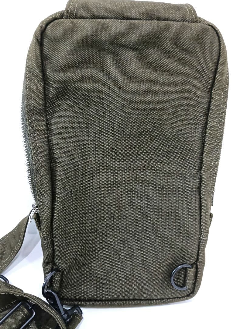 【極美品】PORTER ボディバッグ オリーブ