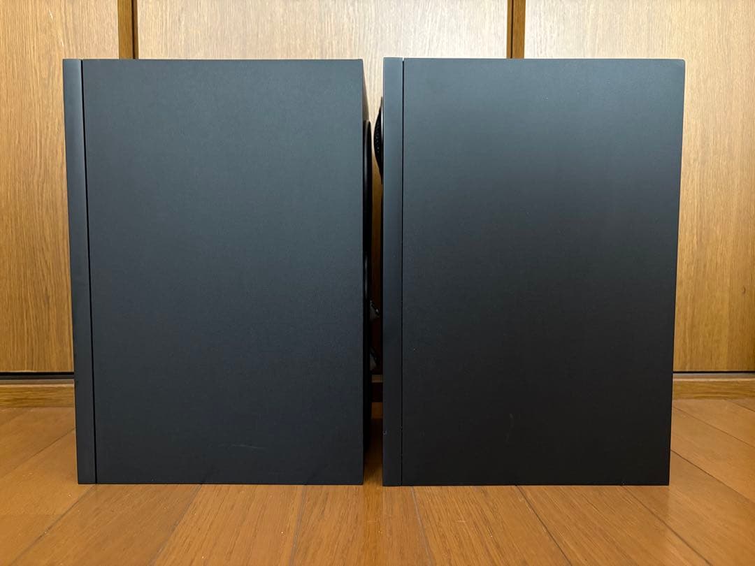 Bowers & Wilkins / B&W 607 マットブラック スピーカー