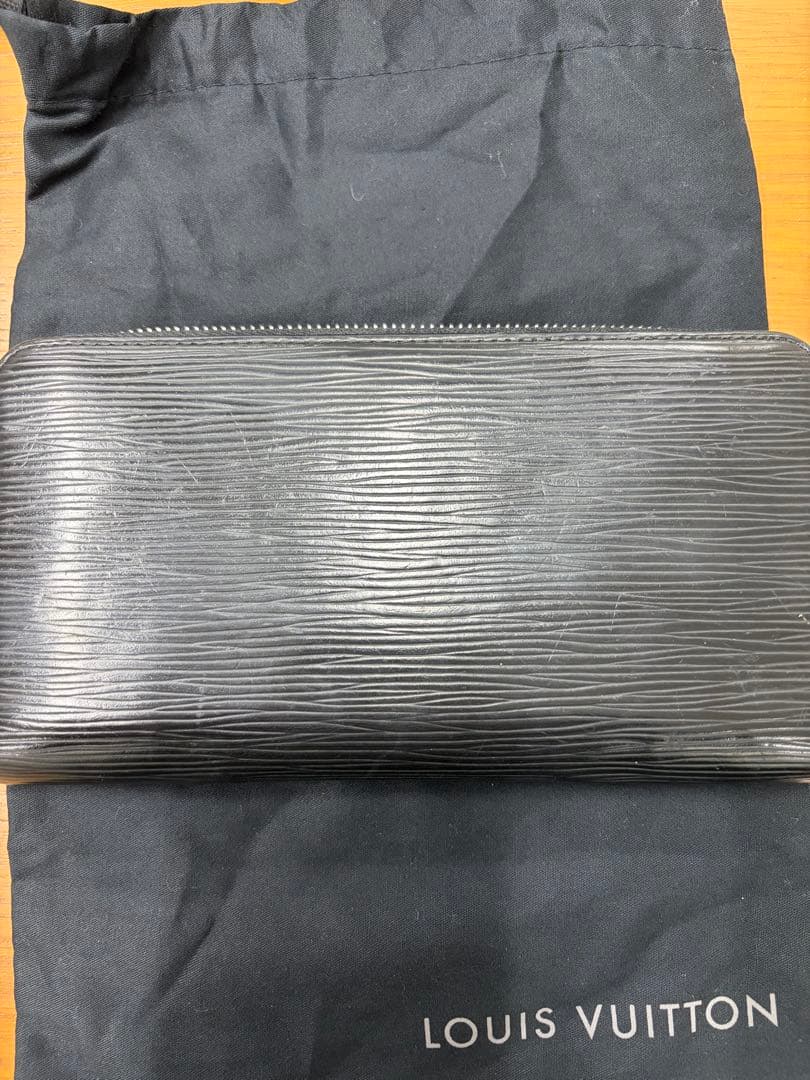 ルイヴィトン／LOUISVUITTONエピ ジッピーウォレット長財布 ブラック