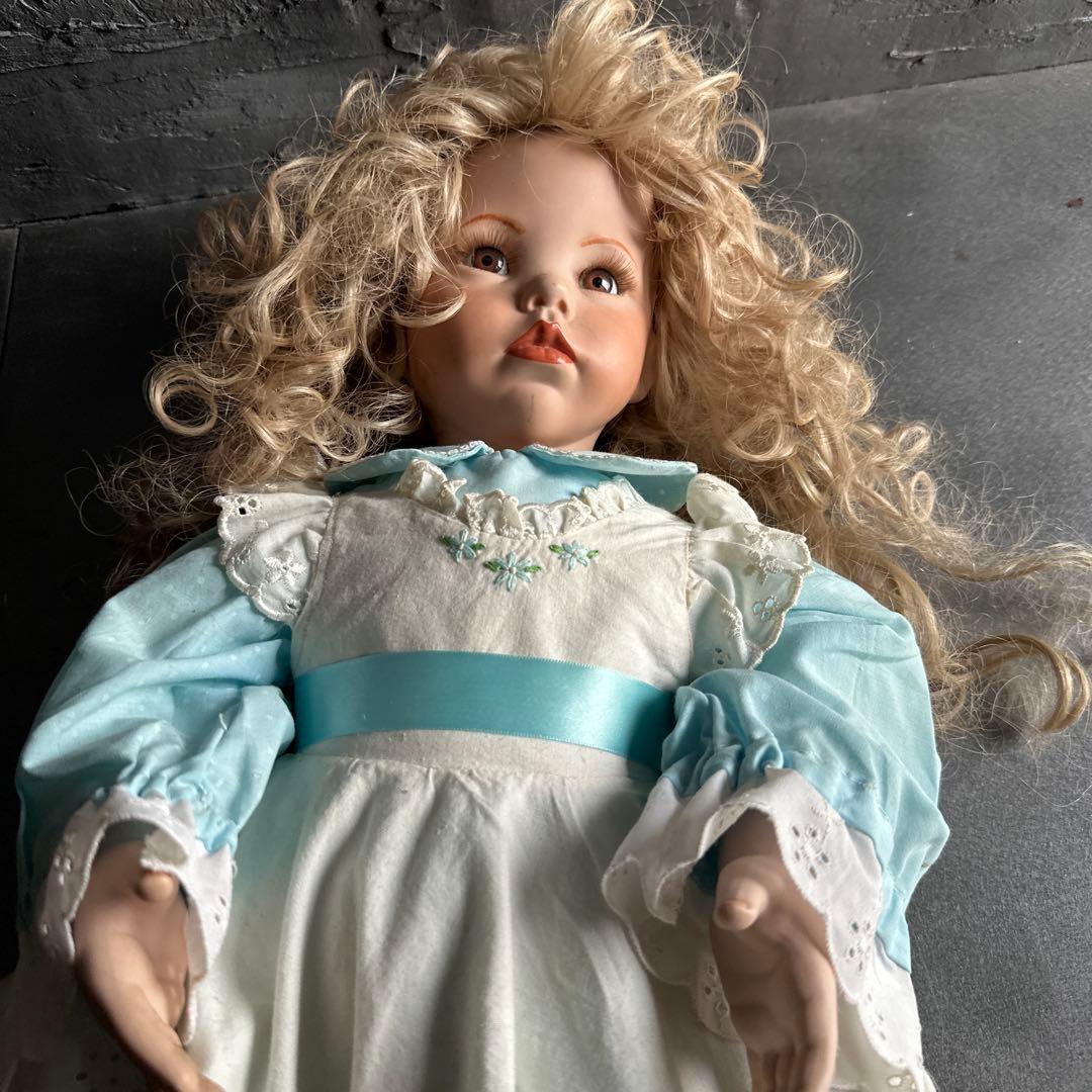 瞬間的お値下げ‼️ビスクドールHILARY OIANNA EFFNER1987