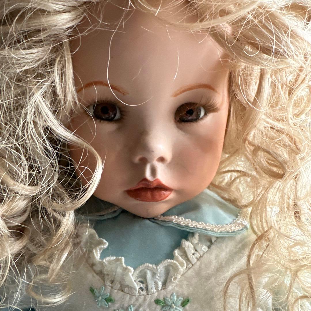 瞬間的お値下げ‼️ビスクドールHILARY OIANNA EFFNER1987