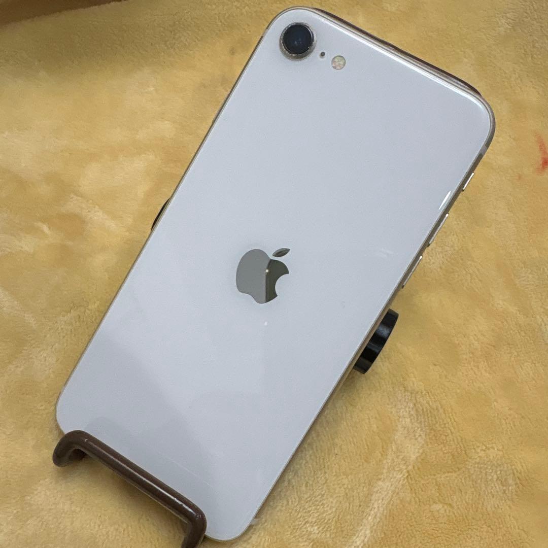 iPhone SE3 スターライトホワイト 64GB