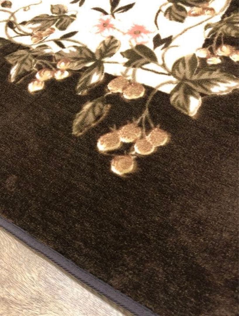 ねねちゃん⭐️展示品☆ホットカーペットカバー 200×250 洗えるラグ