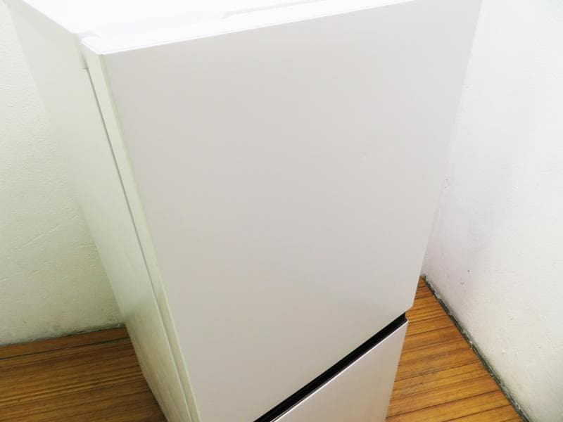 2ドア冷蔵庫 135L 2024年製 静音設計 耐熱テーブル JL08