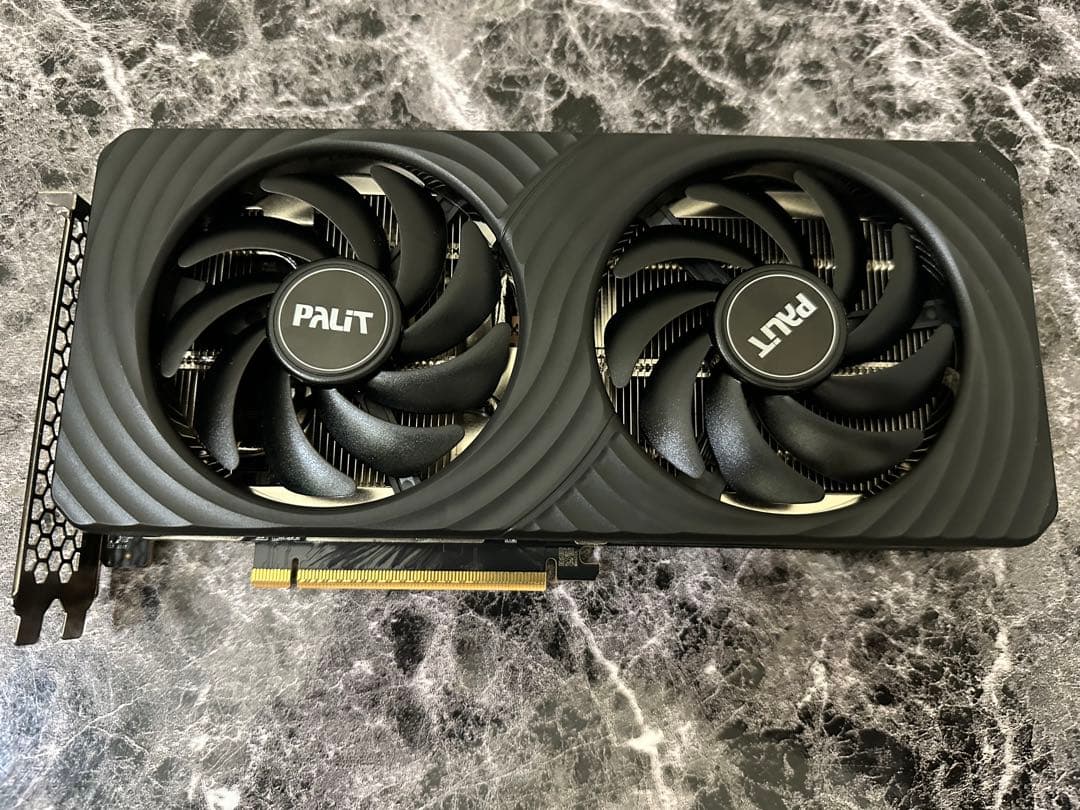 【美品】GEFORCE RTX 5060 8GB