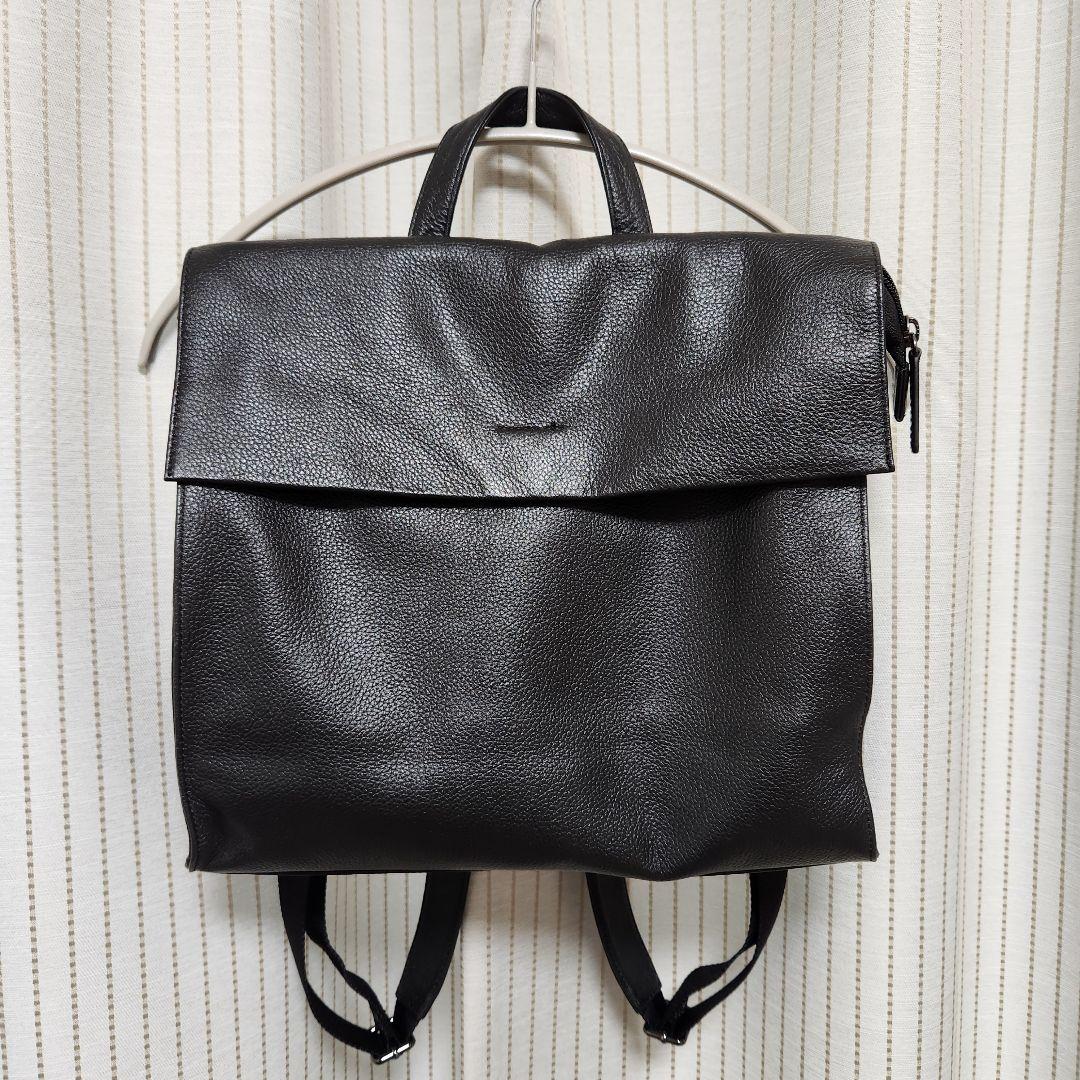 ear PAPILLONNER 本革スクエアレザーリュック