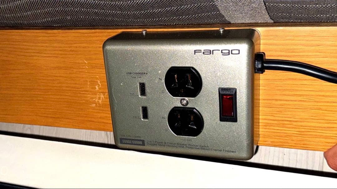 セミダブルベッドフレーム　2023年製 美品　無印良品　オーク材突板