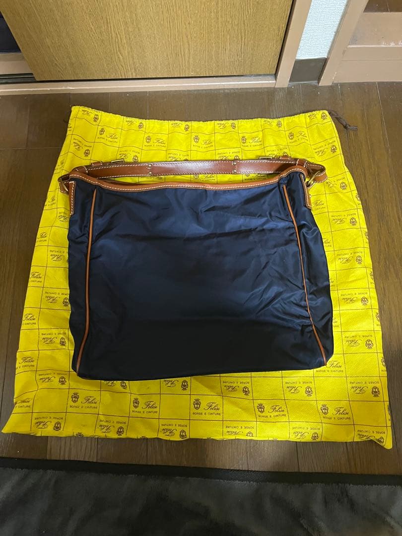 フェリージ　ワンショルダー