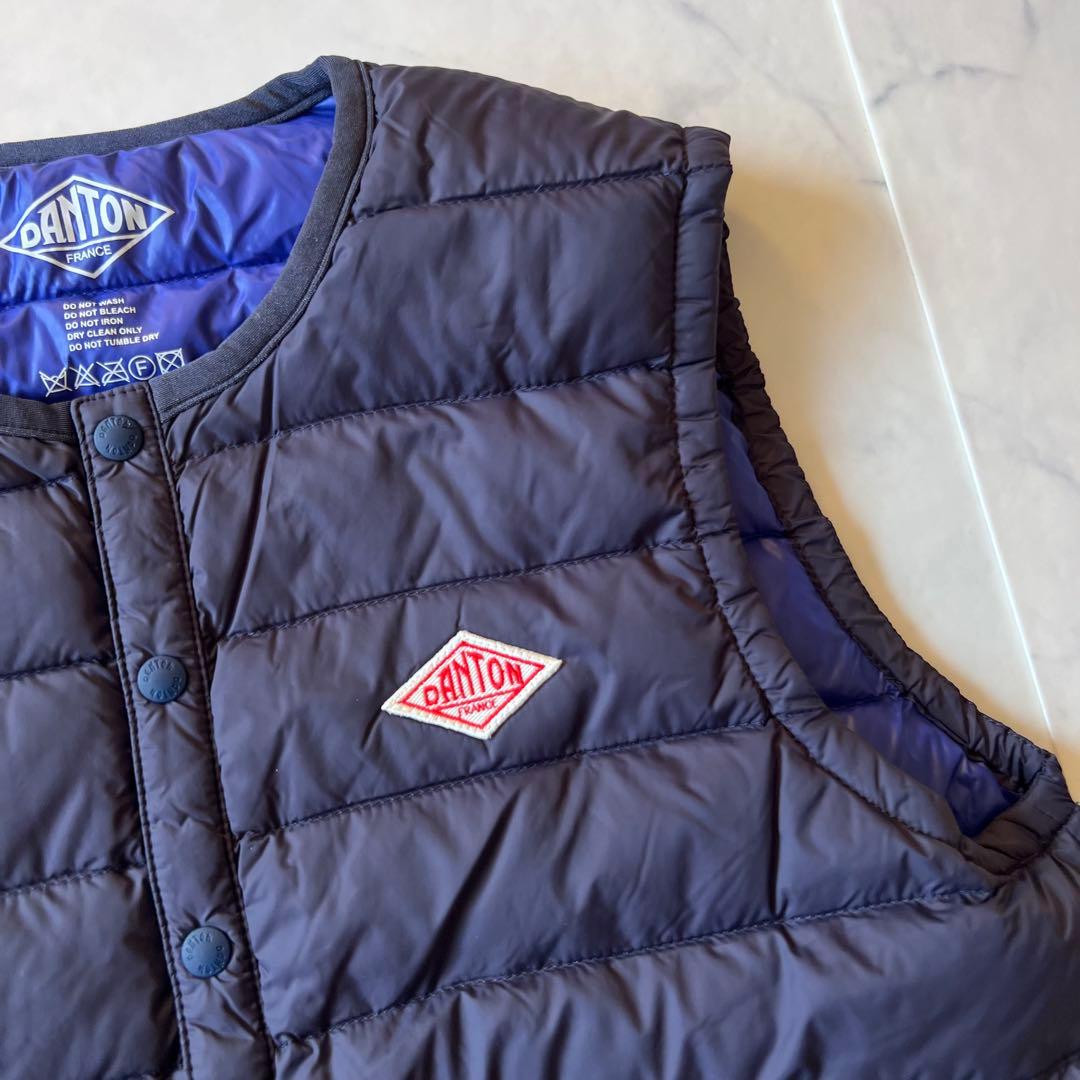 【未使用級】ダントン　ダウンベスト　ネイビー　34 軽量　インナーダウン　紺　S