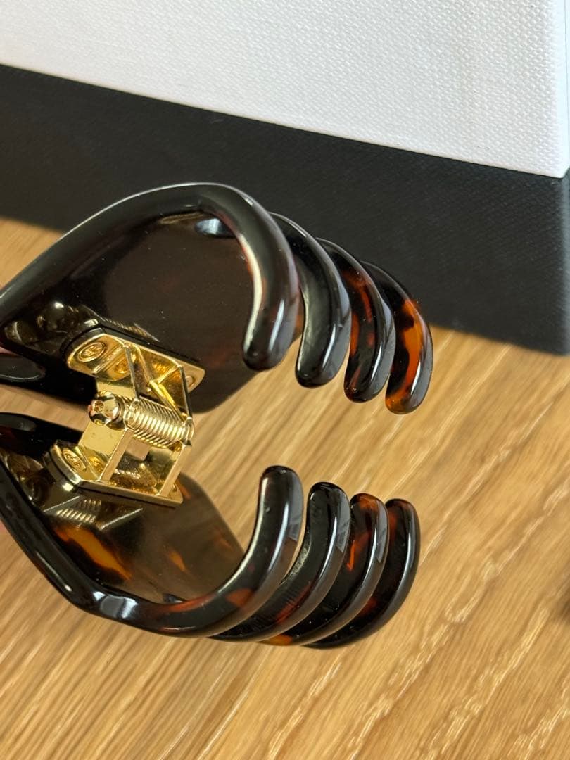 MIU MIU ヘアクリップ べっ甲