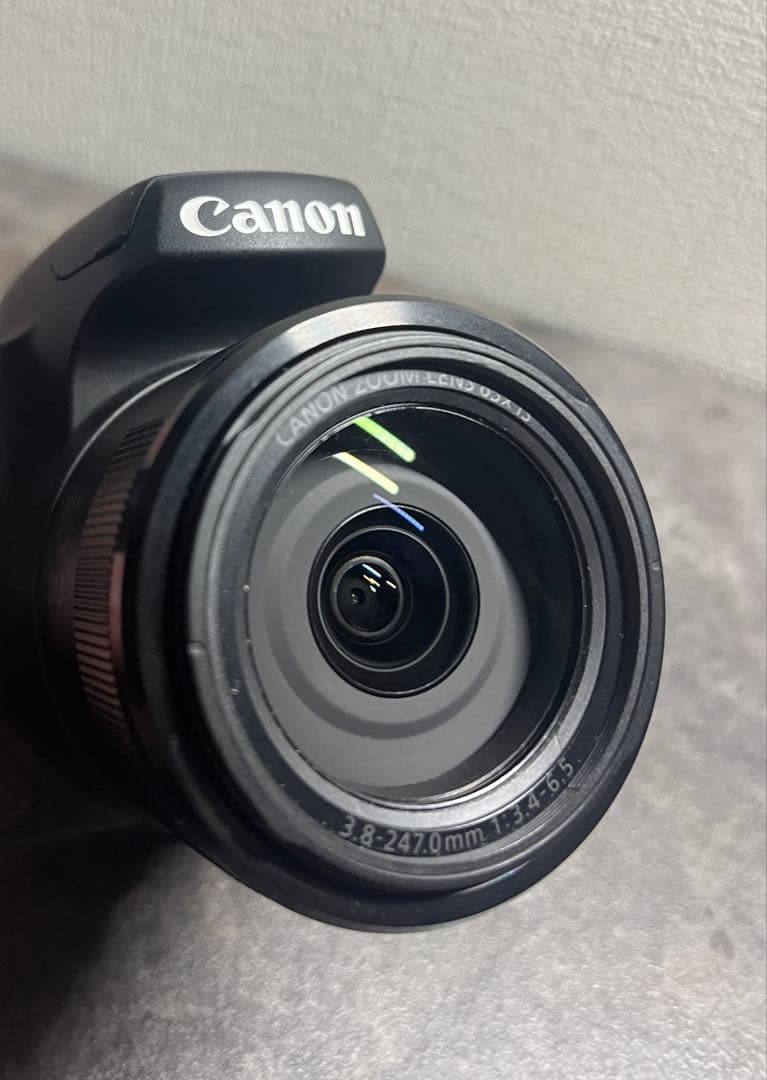 Canon PowerShot SX70 箱無し、カメラストラップ不備あり