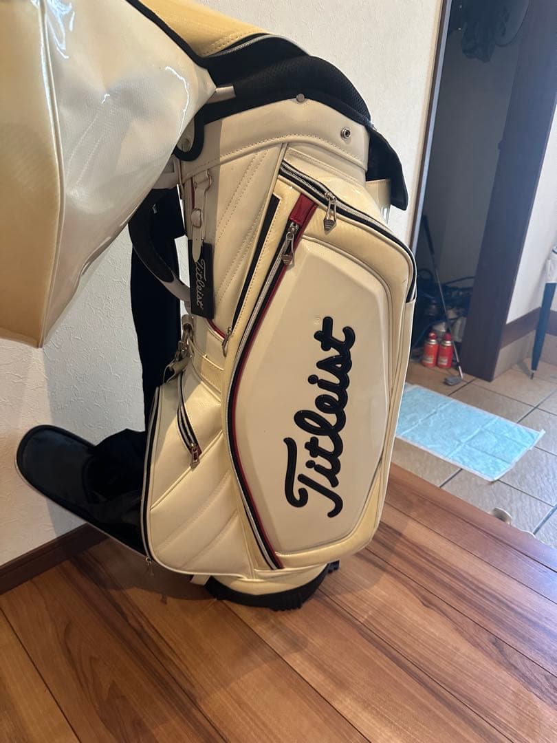 Titleist キャディバッグとゴルフクラブセット