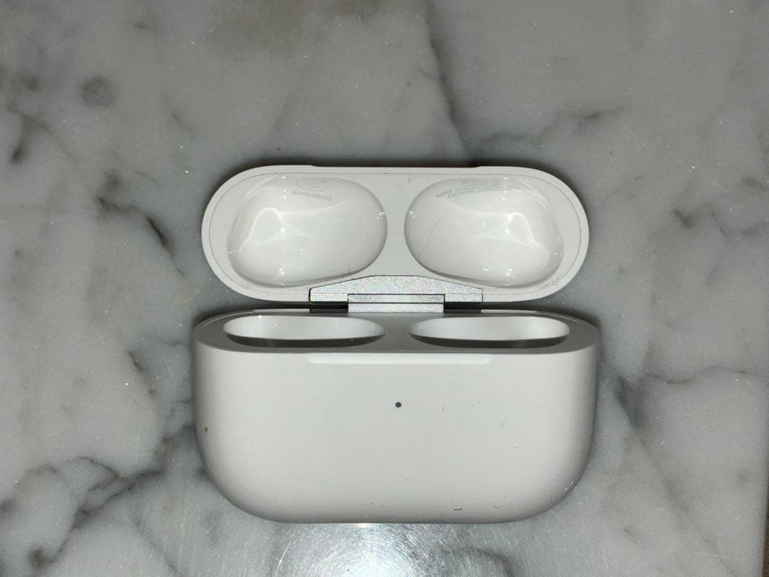 AirPods Pro 本体 ホワイト 充電ケース付き