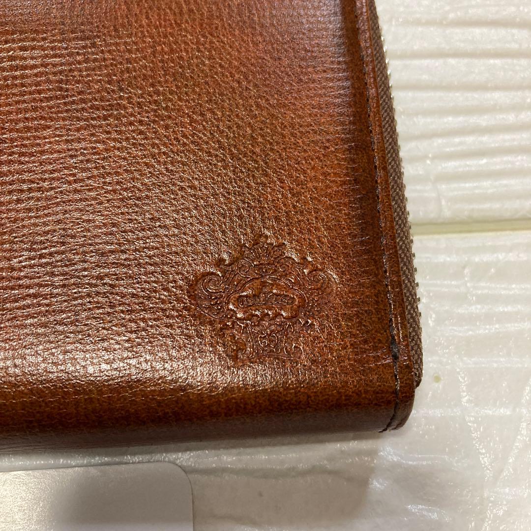 新品オロビアンコ長財布 エンボスロゴ付き