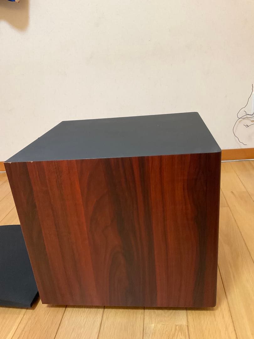 JBL STAGE A100P スーパーウーファー　木目調、お譲りします。