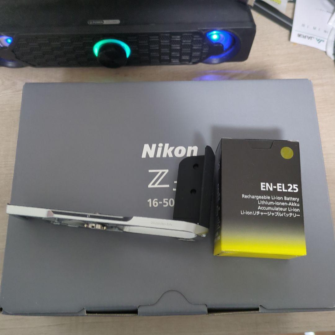 美品　Nikon Z fc 16-50 VR SLレンズキット