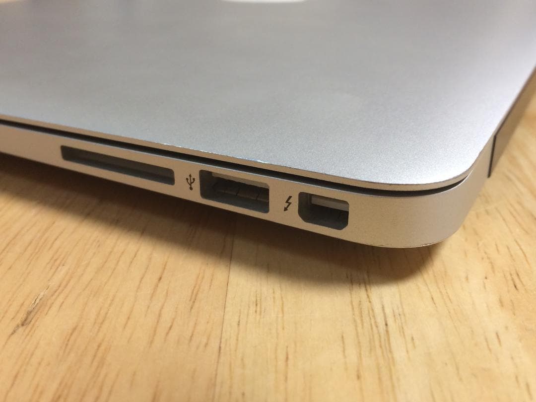 MacBook本体 MacBook Air (13-inch, Early2015) i7 CTO