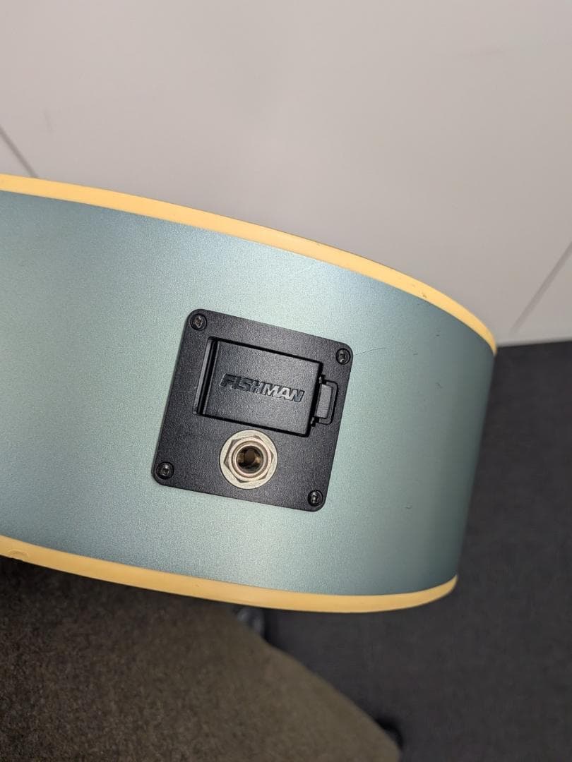 ギター Fender Newporter