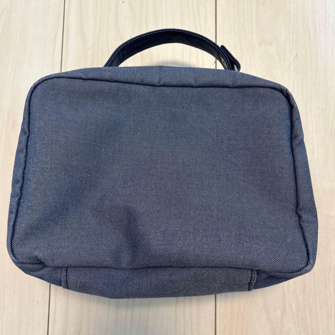 ファミリア　おむつポーチ　現行品