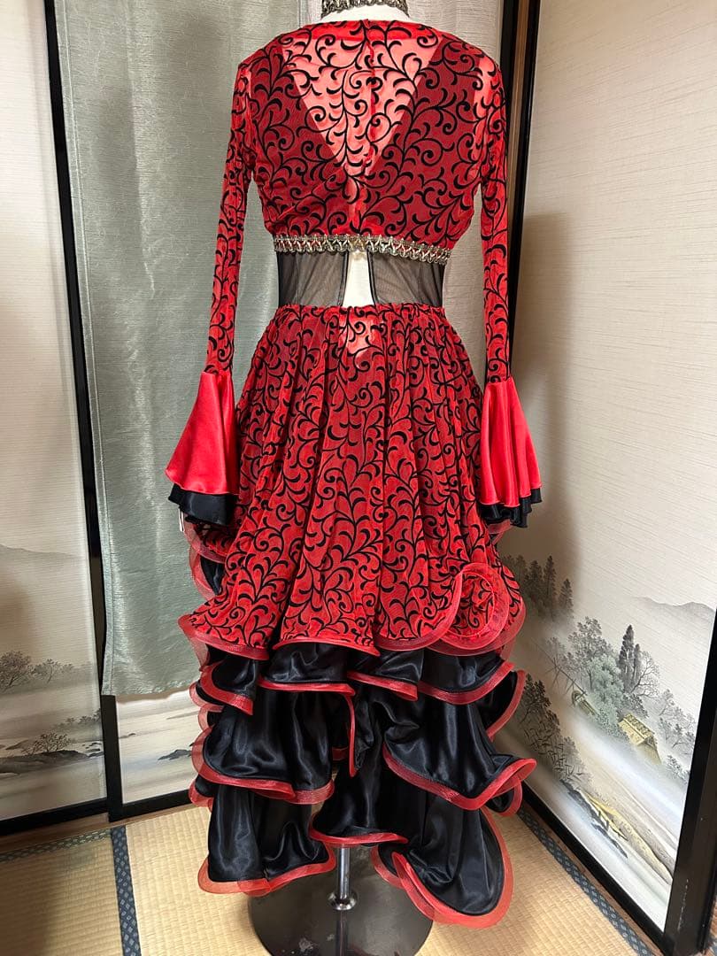 社交ダンスドレス 赤と黒 フリル Mサイズ