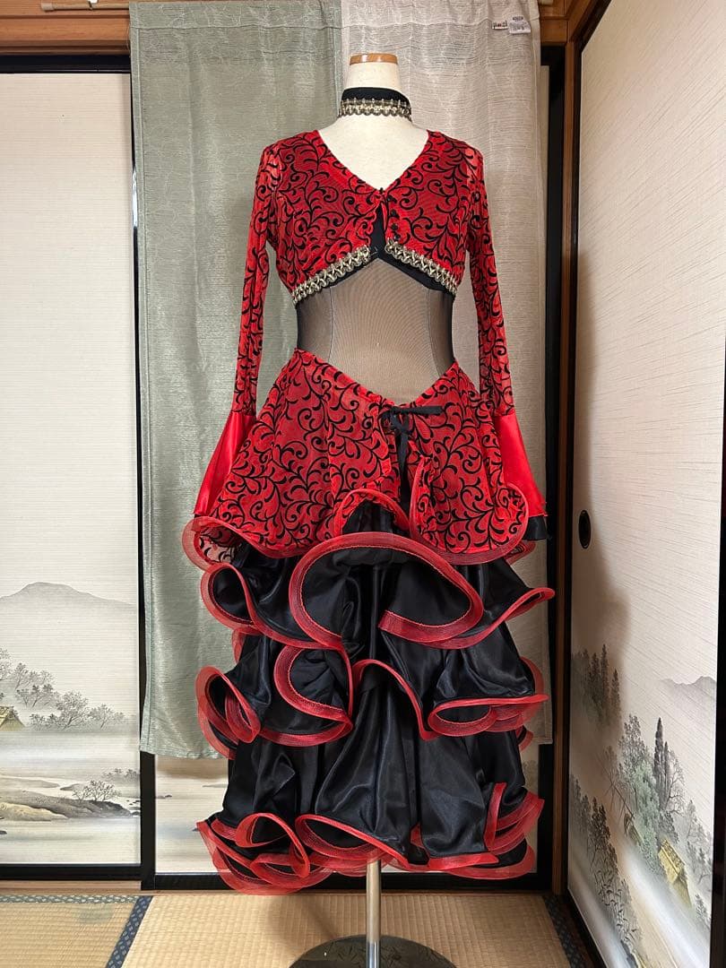 社交ダンスドレス 赤と黒 フリル Mサイズ