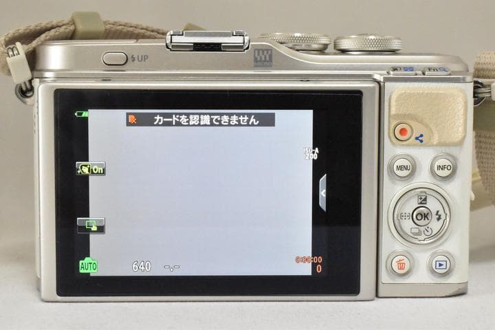 オリンパス OLYMPUS PEN E-PL10 ホワイト ボディ