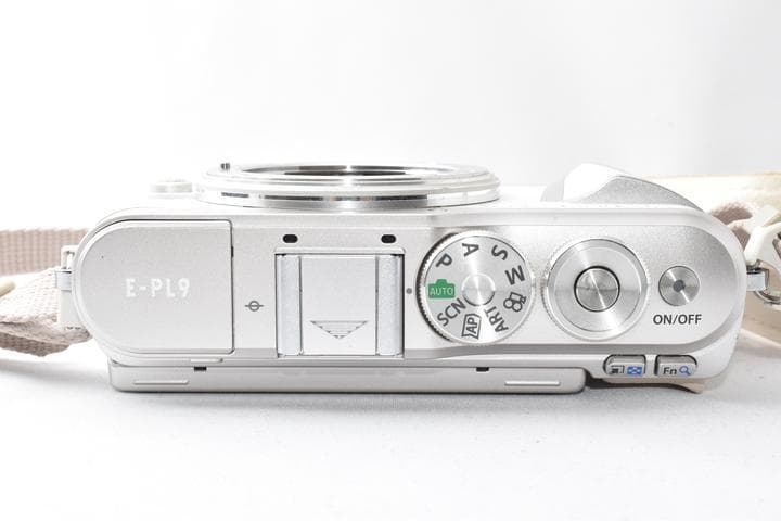 オリンパス OLYMPUS PEN E-PL10 ホワイト ボディ