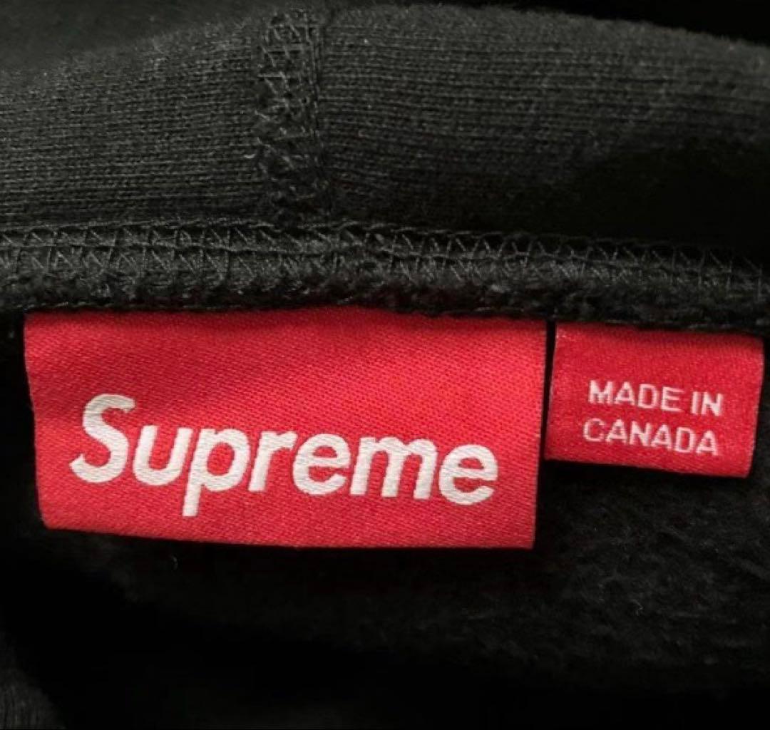 Supreme ブラック フード付きパーカー