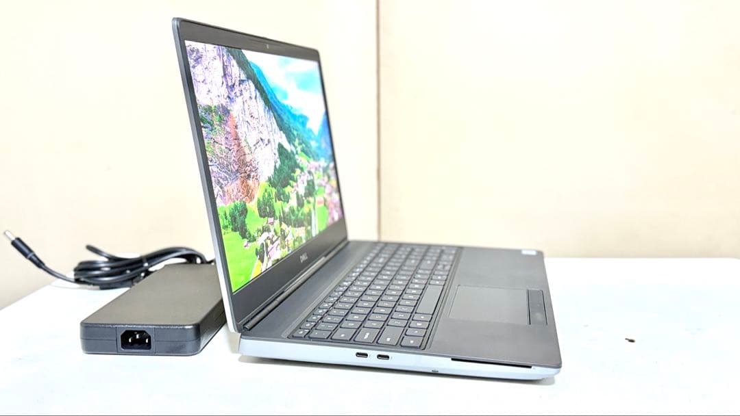 v*4様 dell precision 7550 xeon W-10885M 4