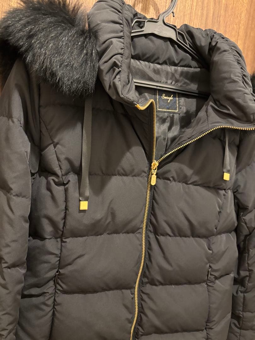 【美品】スウィングル　フォックスファー付ショートダウン