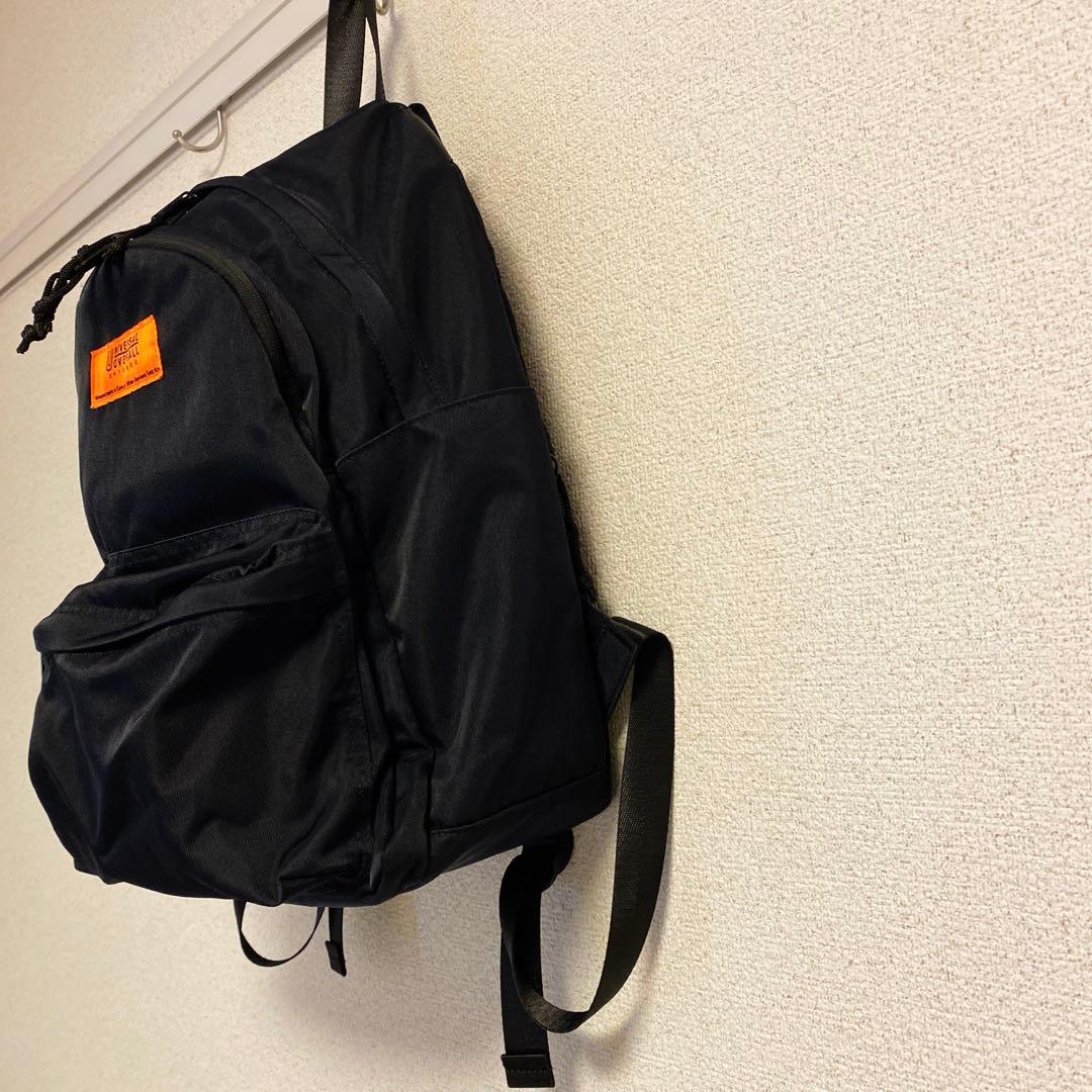 UNIVERSAL OVERALL スラントデイパック　機能性抜群！