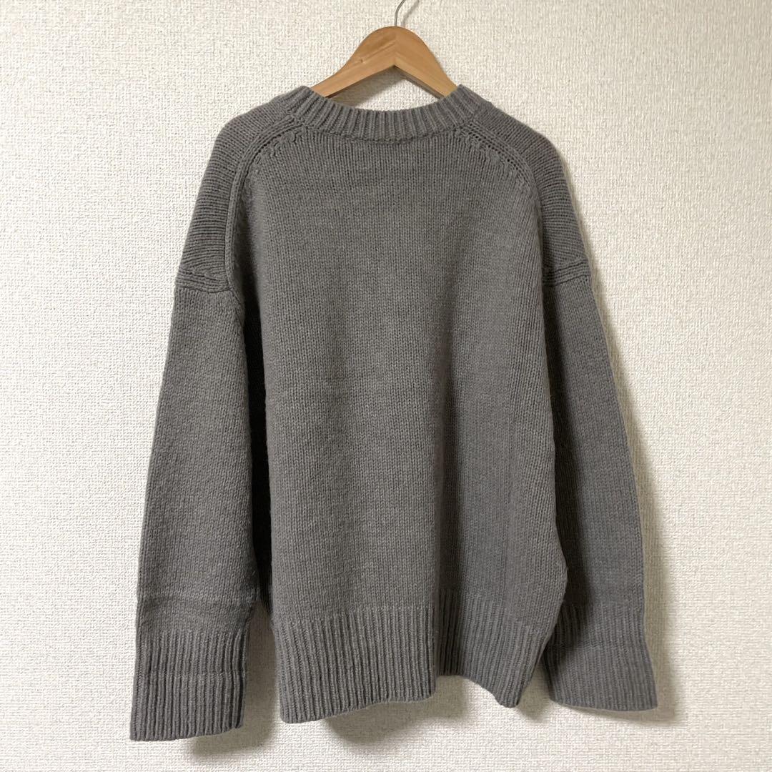 ギャルリーヴィー　ファインウールクルーネックニット　チャコールグレー　S