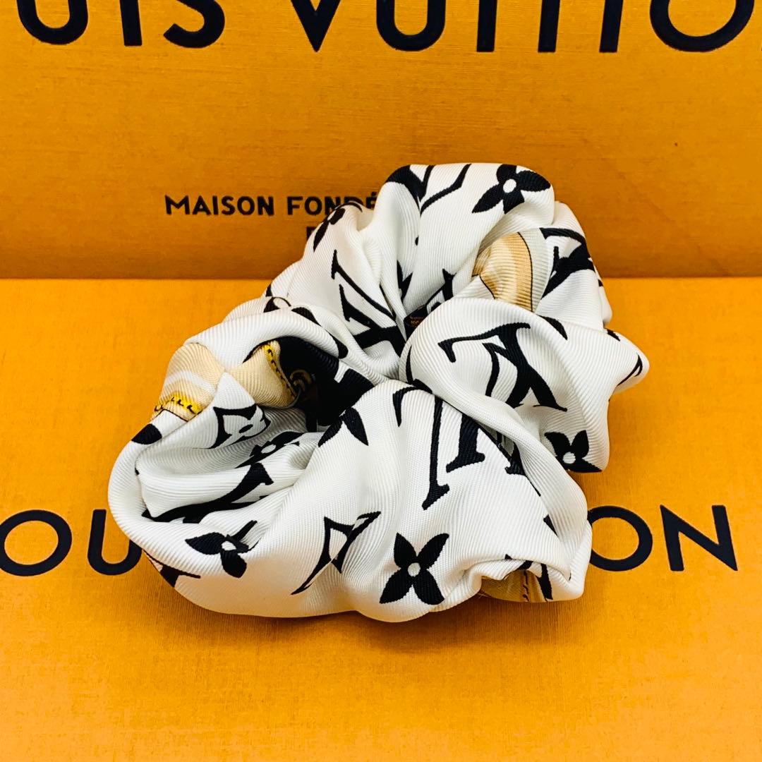 【未使用】ルイヴィトン シュシュ コンフィデンシャル　ヘアゴム　モノグラム