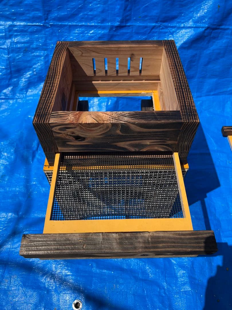 ニホンミツバチ飼育用巣箱　重箱式巣箱