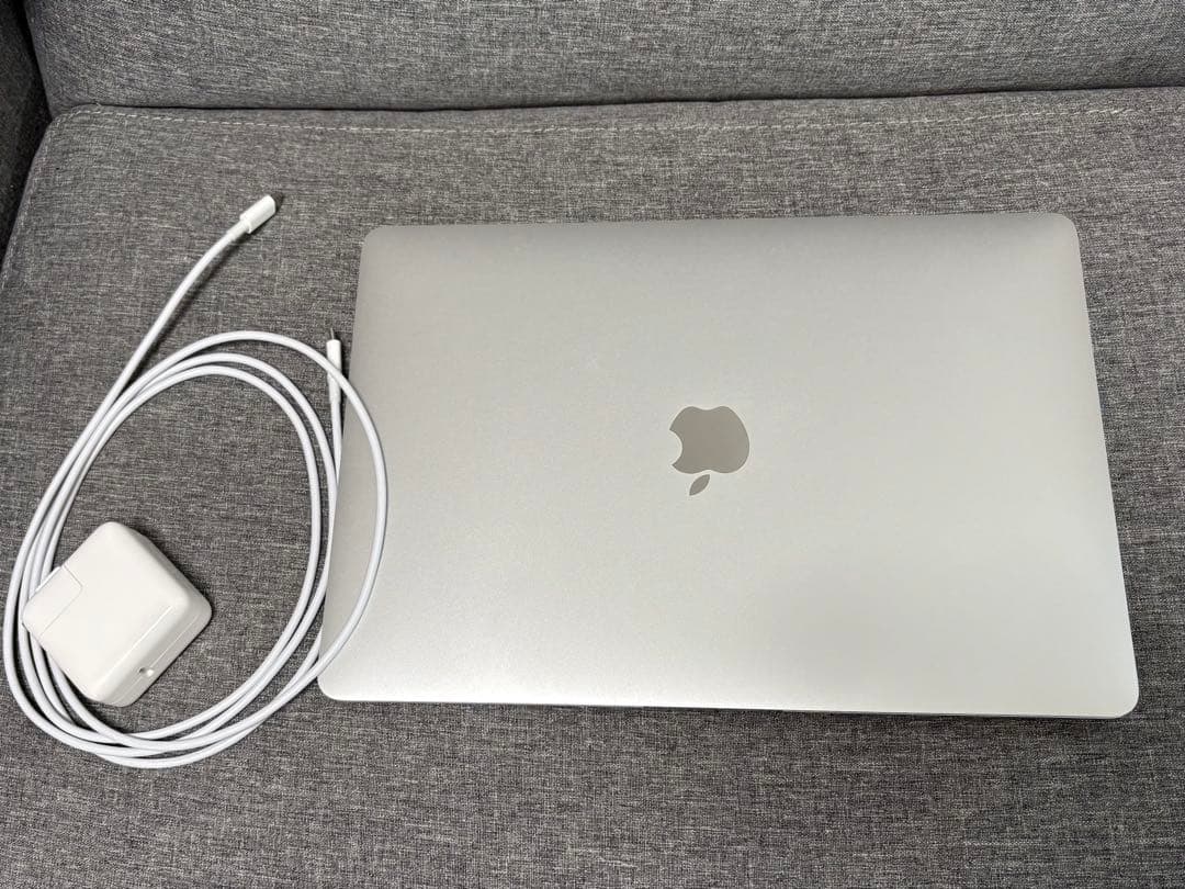 MacBook Air シルバー 2020 m1 256GB 充電器付き