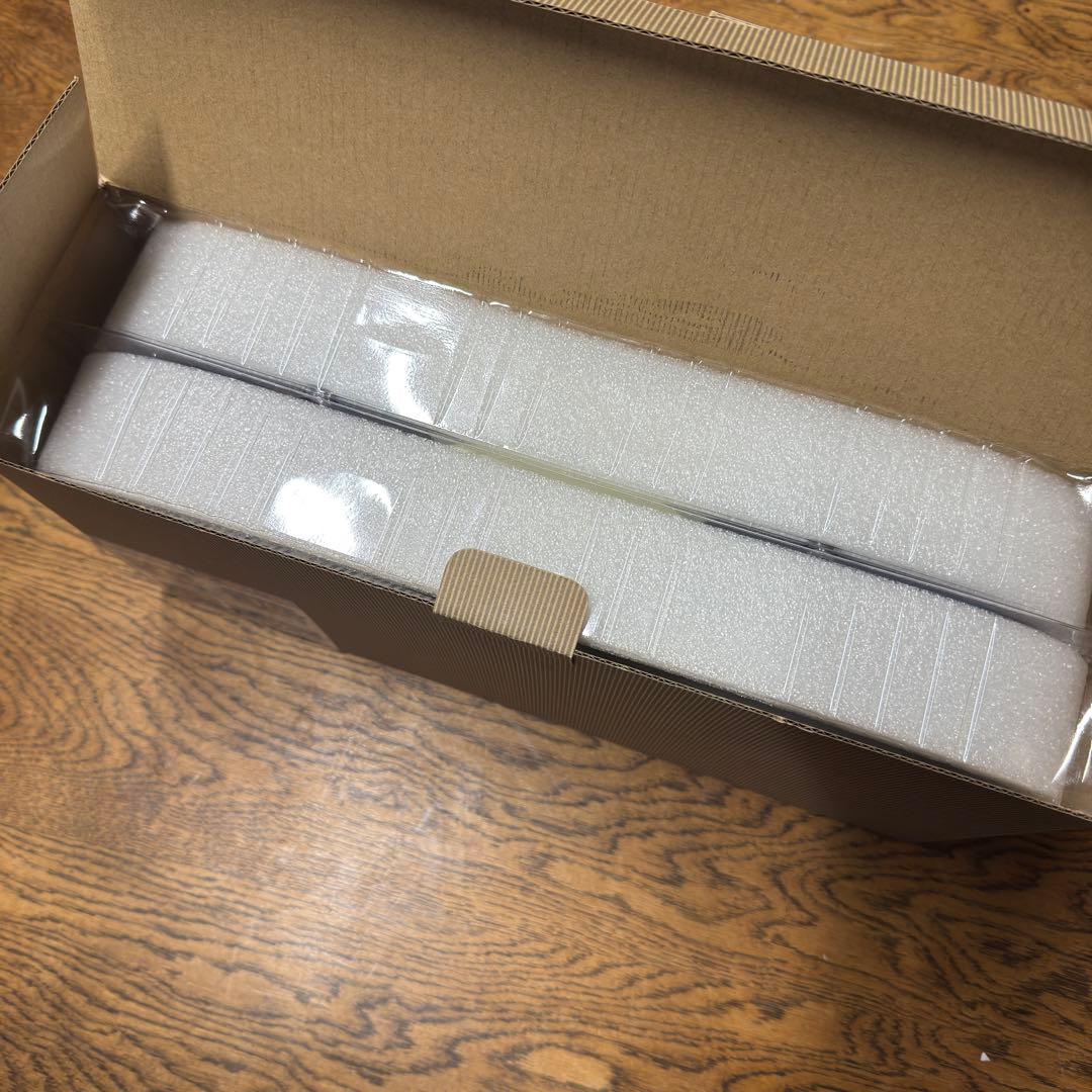 イエローサブマリン ビートルズ　パタパタ時計　置き時計