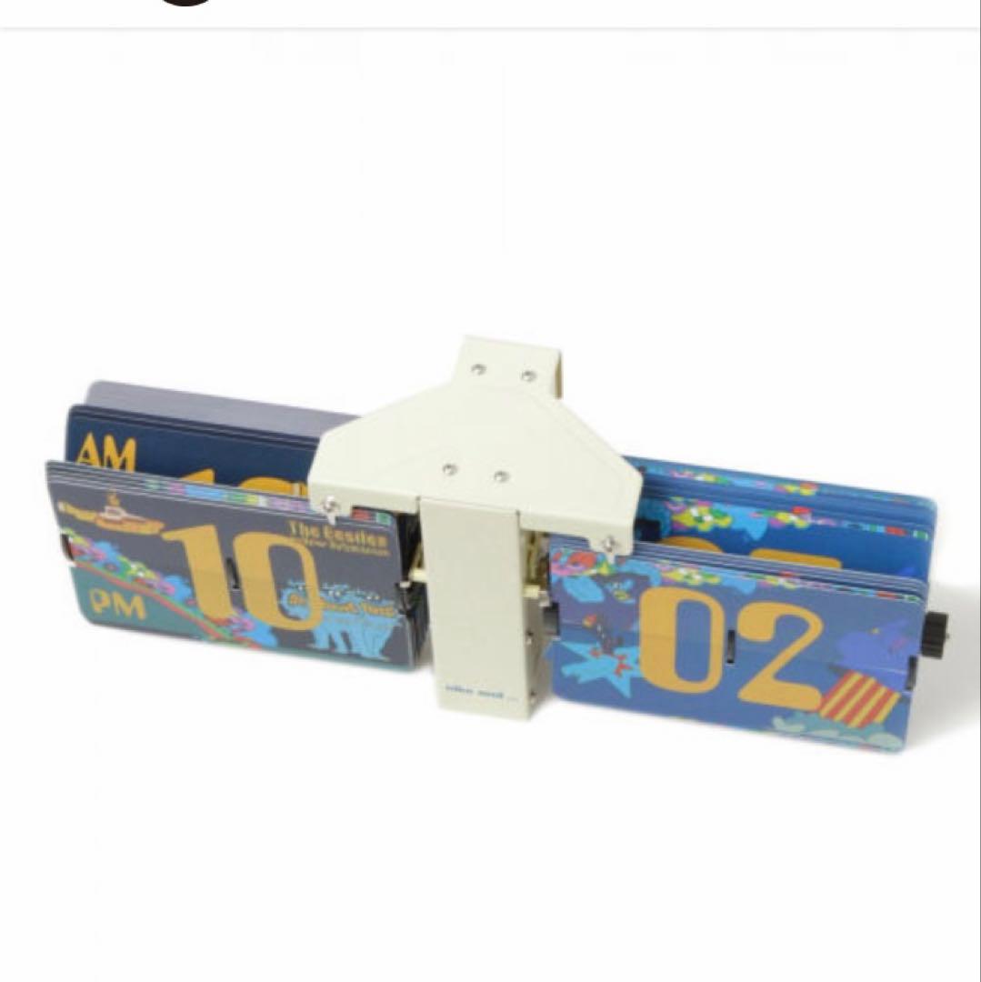 イエローサブマリン ビートルズ　パタパタ時計　置き時計